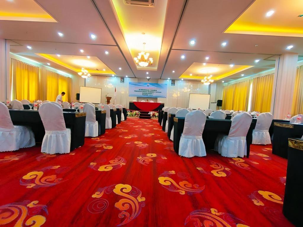 Sindoro Hotel Cilacap By Conary Exteriér fotografie